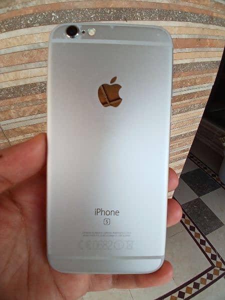 iphone 6s (PTA Approved) 0