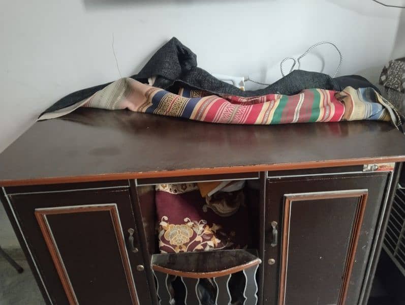 Ironing table for sale 0