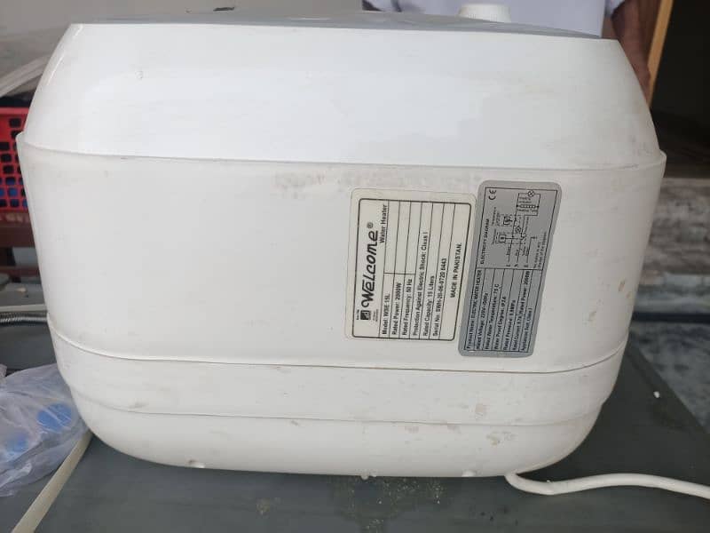 Electric water heater (Instant) 2