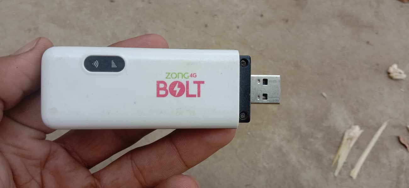 ZONG 4G BOLT WIFI GOOD Condition 1