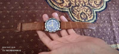 Binbond watch. . 2 straps chain also