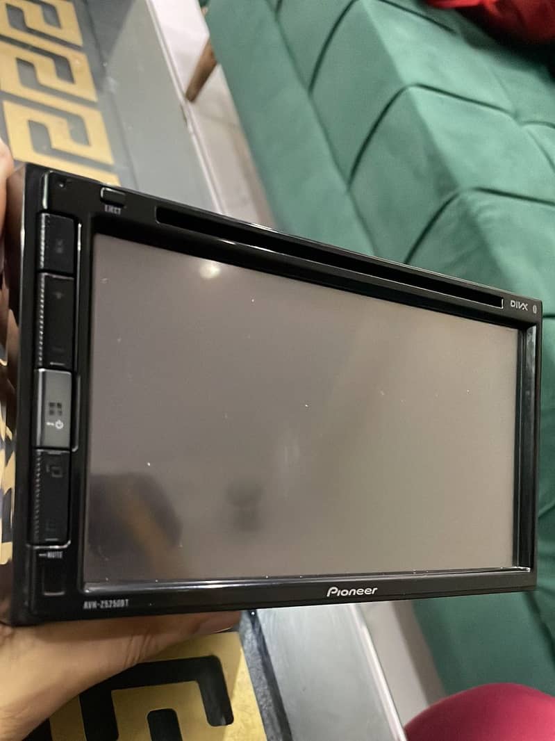 FS: Pioneer AVH-Z5250BT (No JVC, Kenwood, Sony, Alpine, Rockmars, JBL 1