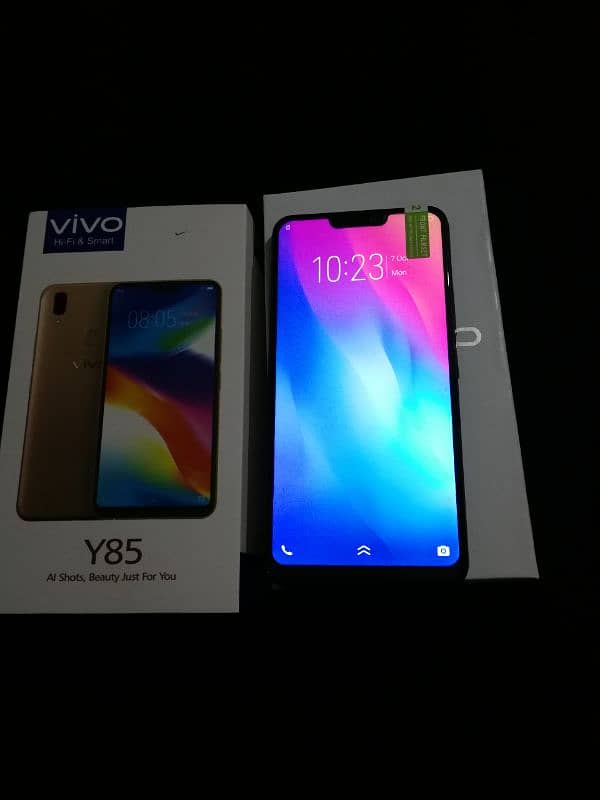 Vivo y85 4gb 64gb pta approved box pack 1