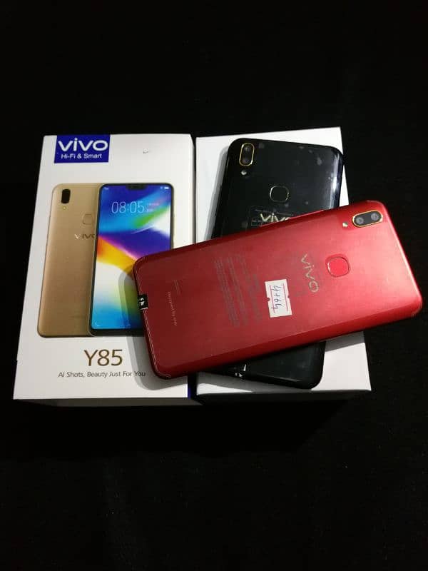 Vivo y85 4gb 64gb pta approved box pack 4