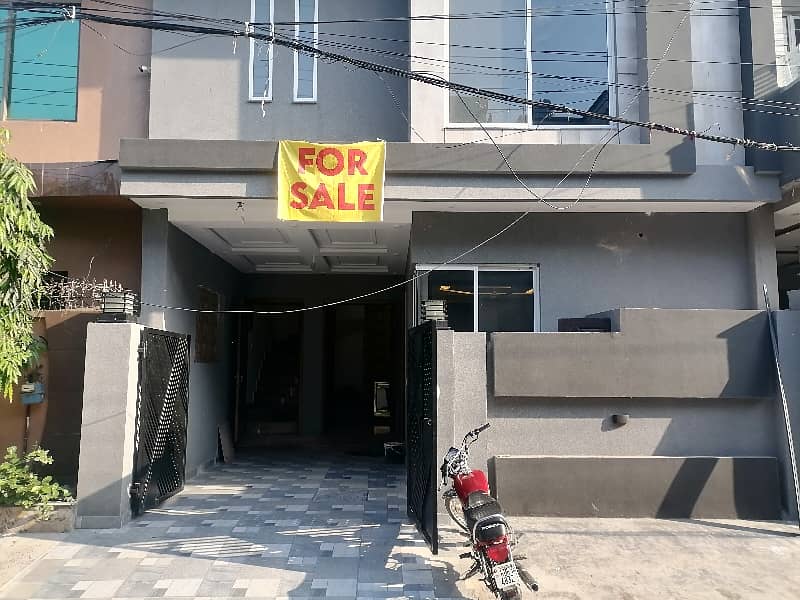 5 Marla Spacious House Is Available In Johar Town Phase 2 - Block Q For Sale 0