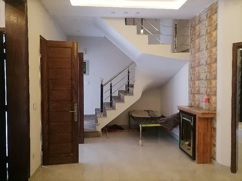 5 Marla Spacious House Is Available In Johar Town Phase 2 - Block Q For Sale 3