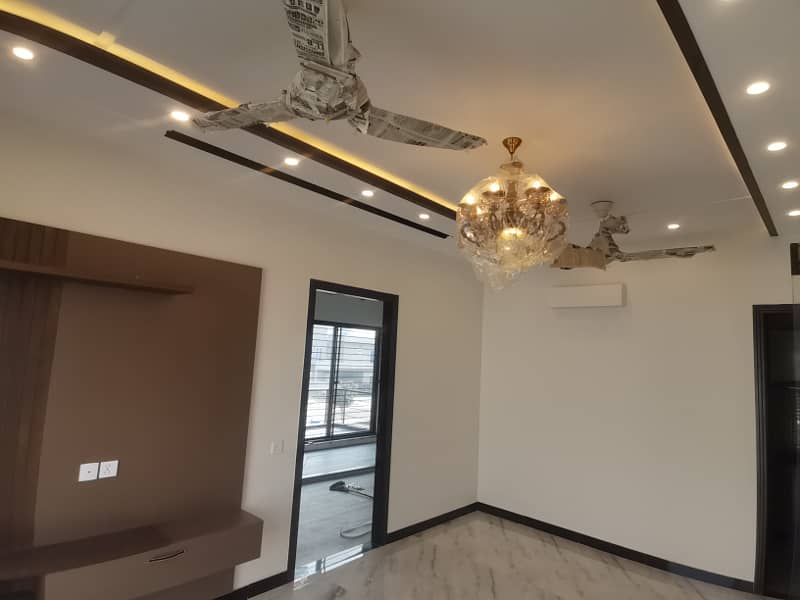 Brand New 8 Marla Modern House For Rent 10