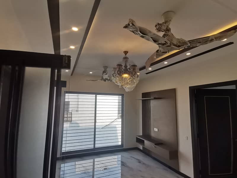 Brand New 8 Marla Modern House For Rent 11