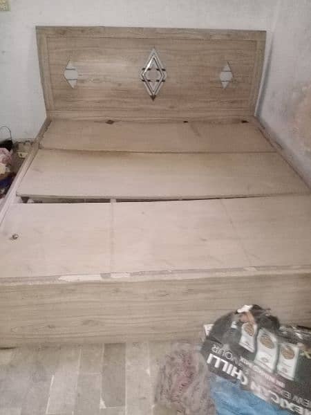 double bed wood bed 0