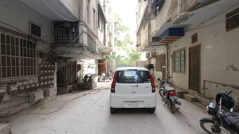 1250 Sqft Flat Available For Sale Gulshan E Iqbal Block 5 3