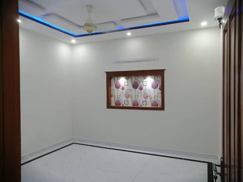 14 Marla For Commercial use Full House For Rent In G-13 islambad 7