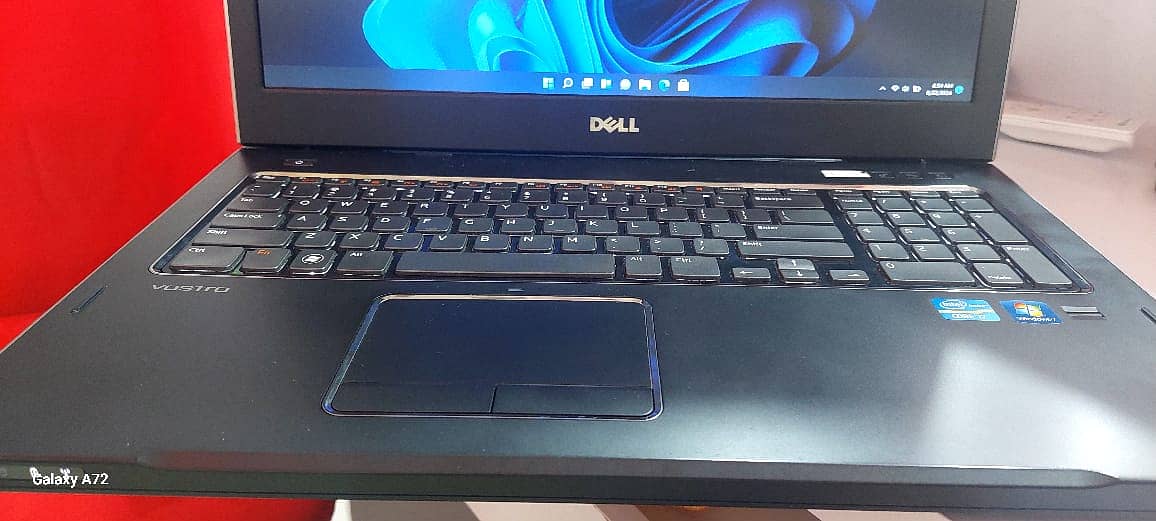 Laptop Dell Vostro 3750 2