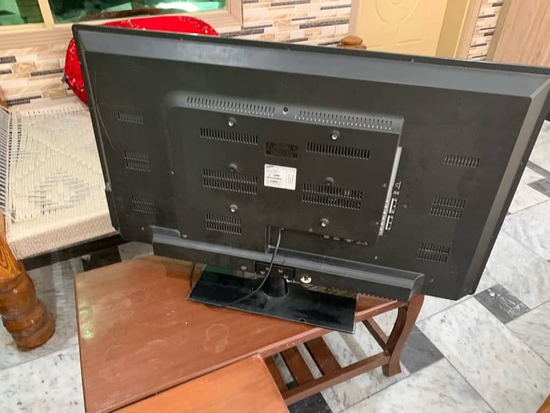 samsung led 40'' Neat clean condition no fault (Just call me) 0