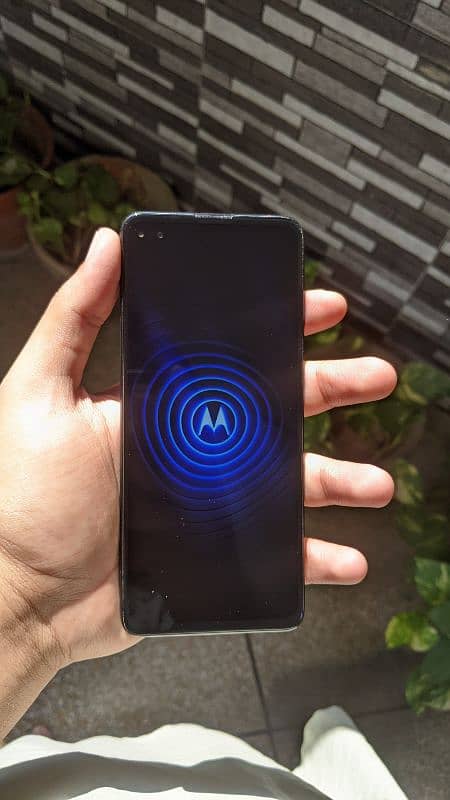 Motorola one 5g 4/128 13