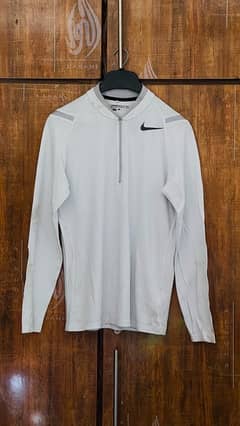 Nike medium Full sleeves