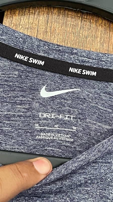 Nike medium Full sleeves 2