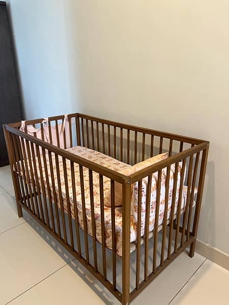 ikea baby cot 1