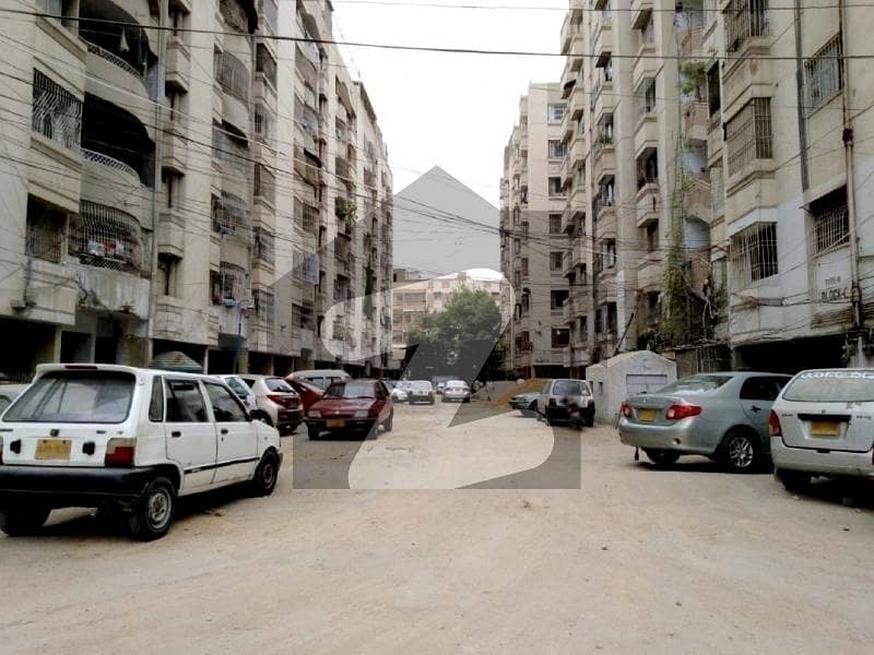 A Well Designed Prime Location Flat Is Up For sale In An Ideal Location In Gulshan-e-Iqbal Town 22