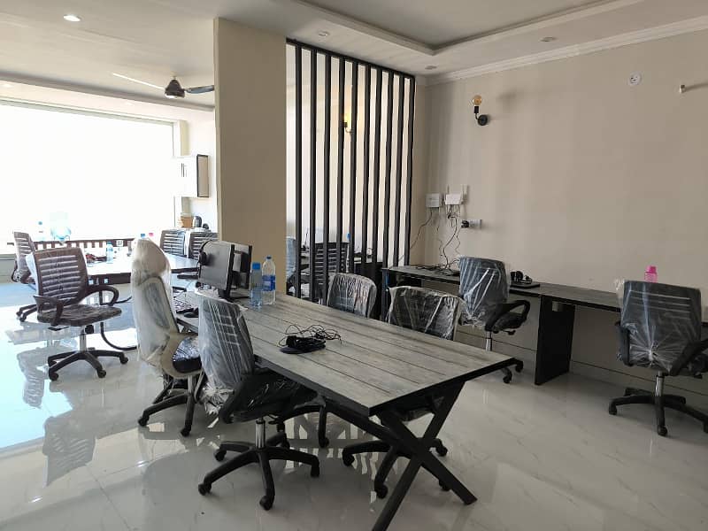 Fully Furnished Commercial Office For Software House / Call Centers / Consultancy Firms 4