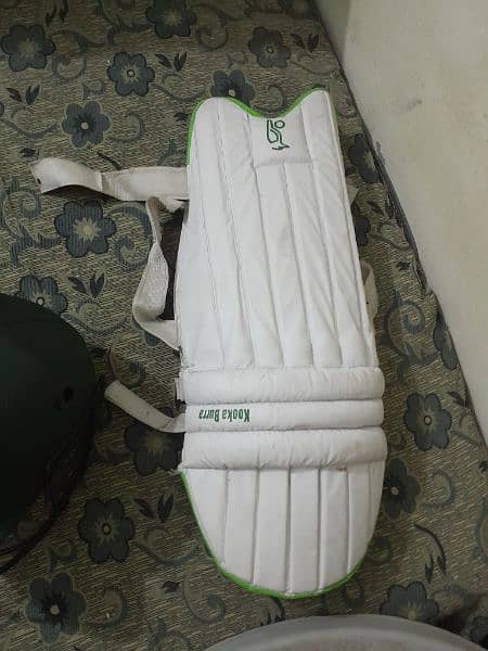 cricket helmet and pads for sale 2