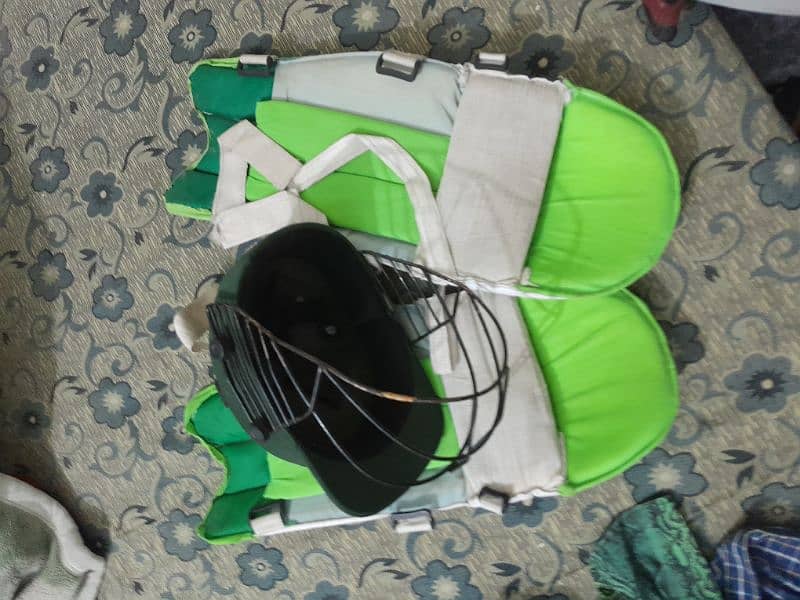 cricket helmet and pads for sale 6