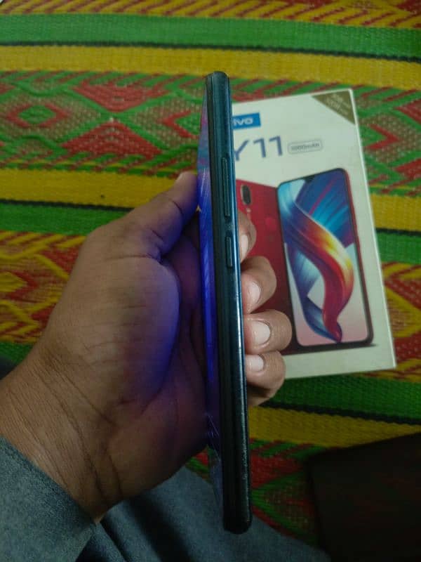 vivo Y11 3/32GB 5