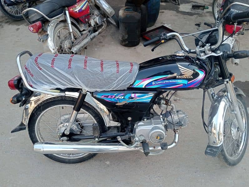 new bike hai total original hai koi fault nhi all ok hai 1