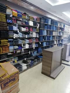 MAKKI COMPLEX 200 SQ FT GROUND FLOOR SHOP AVAILABLE FOR SALE IN MAKKI COMPLEX MAIN FEROZEPUR ROAD LAHORE.