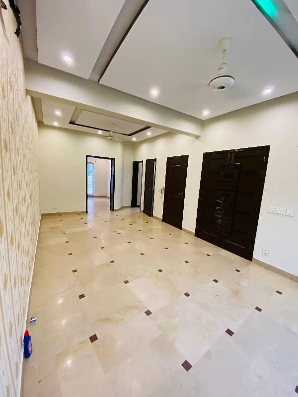 5 MARLA BREAD NOW LUXURY ELEVATION DESIGN HOUSE AVAILABLE FOR RENT IN DHA 9 TOWN BLOCK -C LAHORE. 13