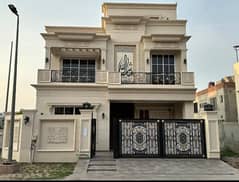 5 MARLA BREAD NOW LUXURY ELEVATION DESIGN HOUSE AVAILABLE FOR RENT IN DHA 9 TOWN BLOCK -C LAHORE. 0