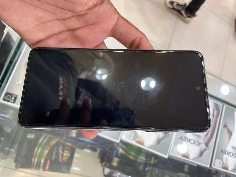 INFINIX HOT 40I 8+8 128 1