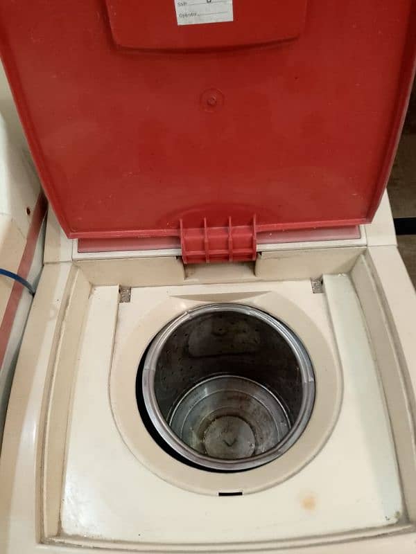 Asia Washing Machine + spinner 2