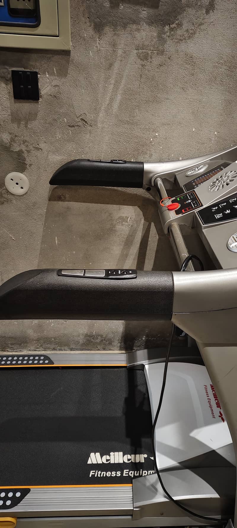 Treadmill for sale / running machine / electric treadmill 0