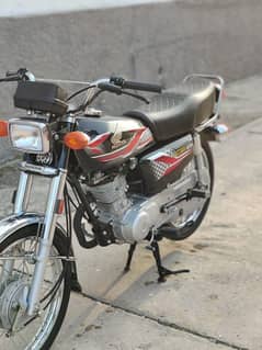 new bike hai urgent for sale hai