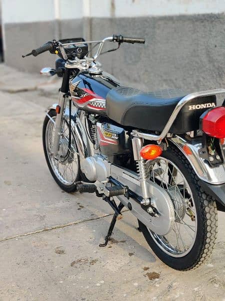 new bike hai urgent for sale hai 3