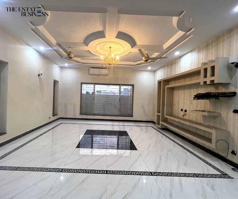 10 MARLA ELEVATION DESIGN MODERN HOUSE AVAILABLE FOR RENT IN FORMANITES HOUSING SCHEME BLOCK -A LAHORE. 7