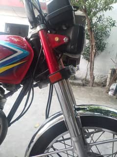 Honda 125cg urgent for sale my watsap 0326. . . 89. . . 78. . . 160 0