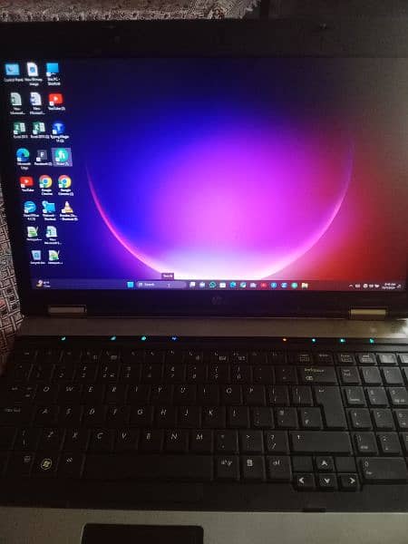 HP laptop good condition 4 ram 350memo exchange hosakta hai mobile sy 1