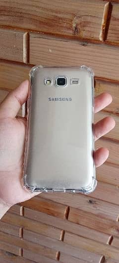 SAMSUNG J5 10/10 WITH BOX