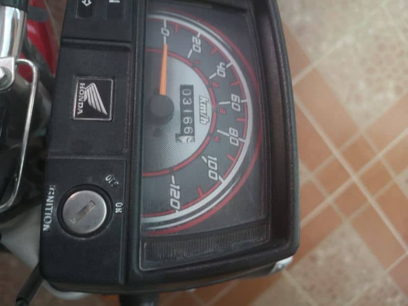 Honda Cd70 for sale. 7