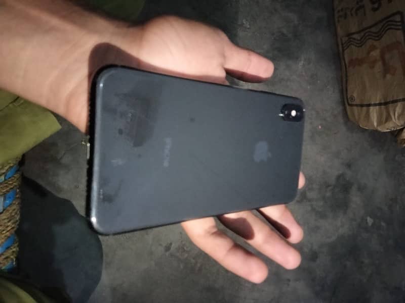 iPhone XS Max FU 3