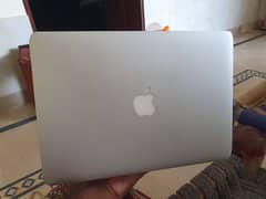 MAC BOOK AIR EARLY 2014 256 GB