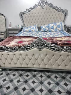 King Size Bed with Side Table , Dressing table, 2Room Chairs, Dewan 0