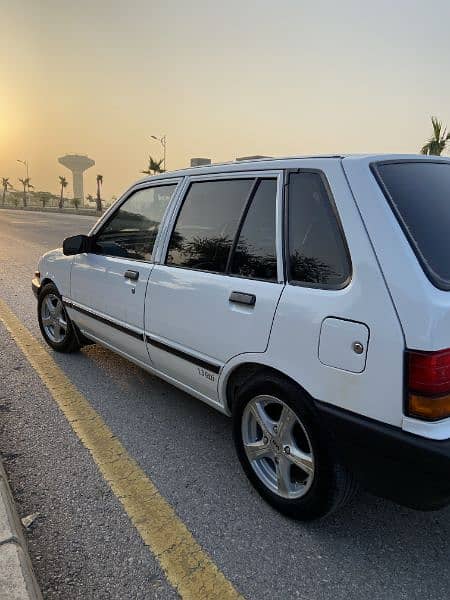 Suzuki Swift 1989 3