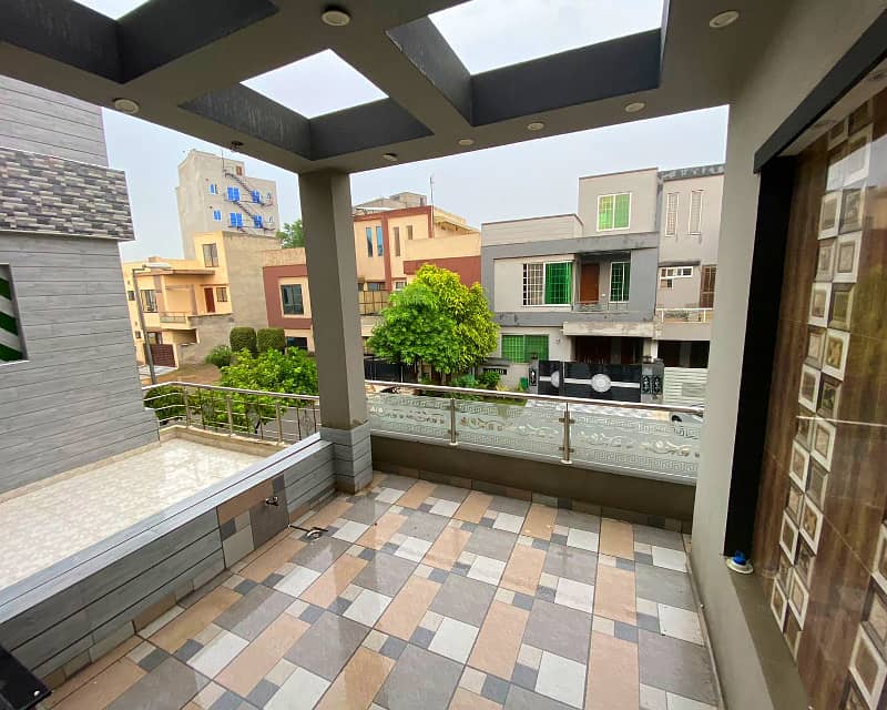 5 Marla Brand new House for Rent in Bahria Town Sector D 6