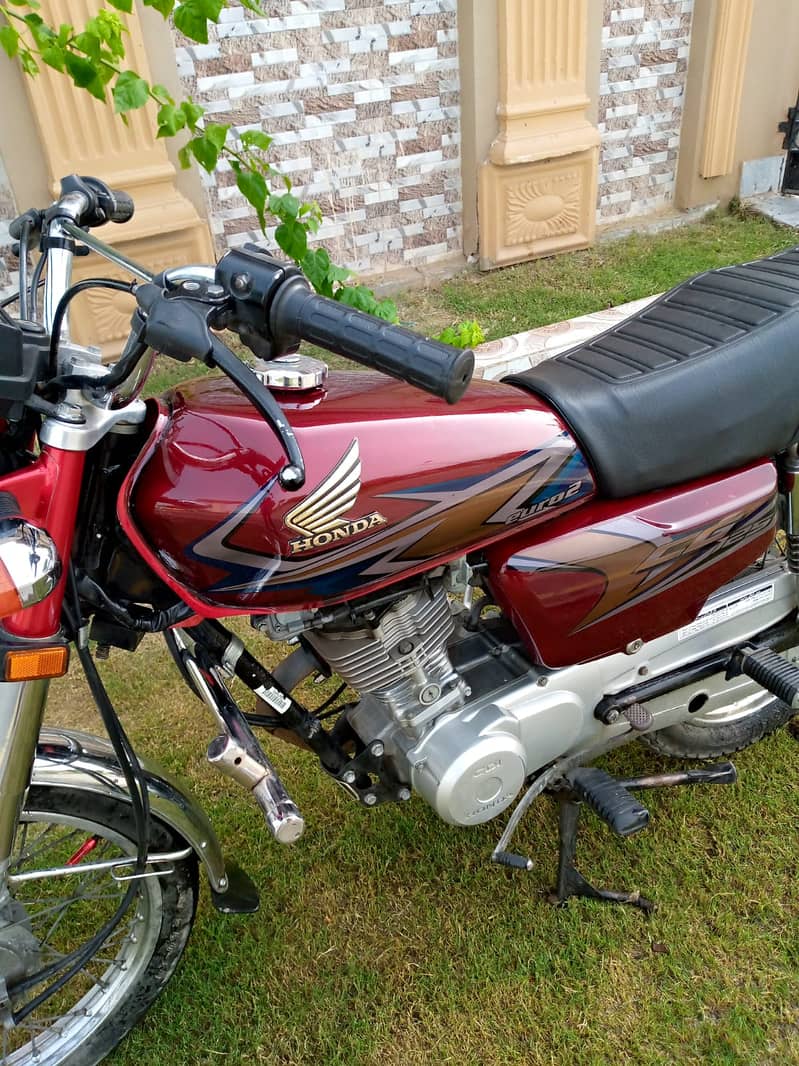 Honda CG 125 2020 1