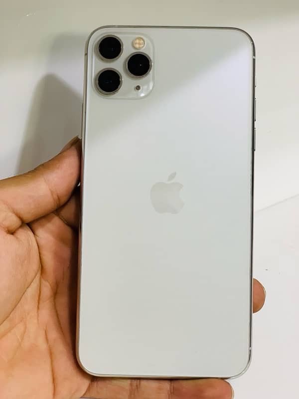 IPhone 11 Pro Max 3