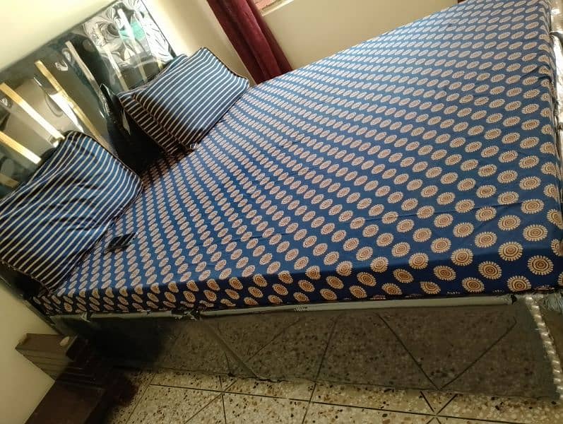 Bed for sale with new mattress 3