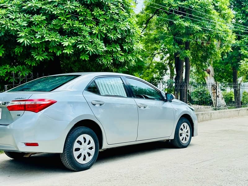 Toyota Corolla GLI 2015 4