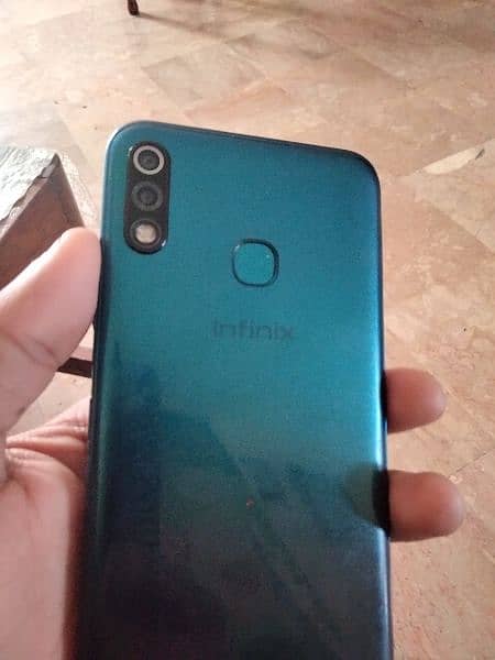 infinix hot 8 lite 3